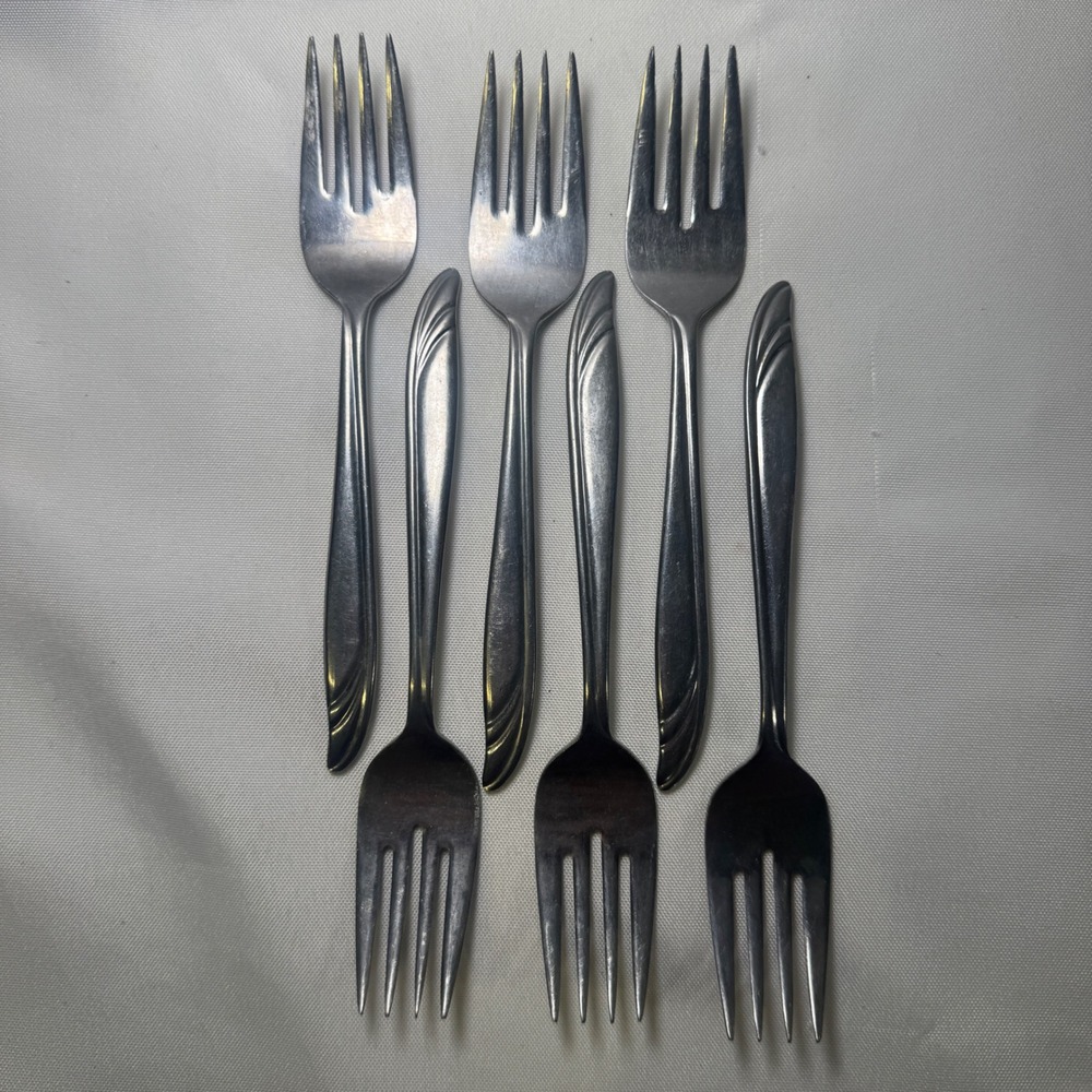 Vintage Stainless Steel‎ Japan Forks Set of 6 MCM Curved Plume Handle Silverware